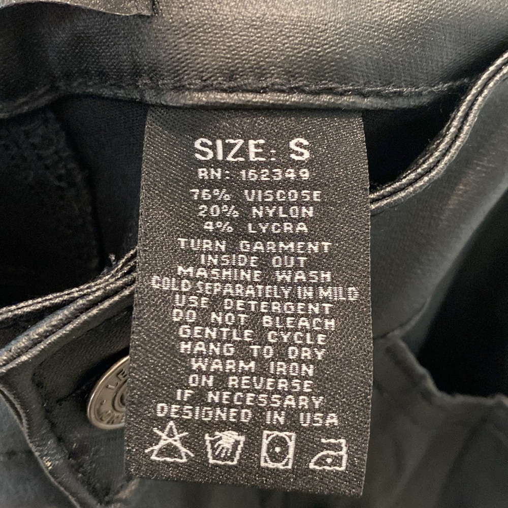 Black faux leather cargo pants - Picture 5 of 5